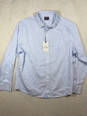 NWT UNTUCKit XL Regular Fit Men's Light Blue Microcheck Button-Down Shirt